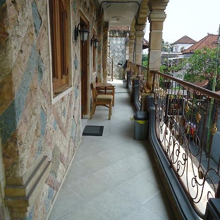Kerobokan The Reinhold Guesthouse Bali מראה חיצוני תמונה