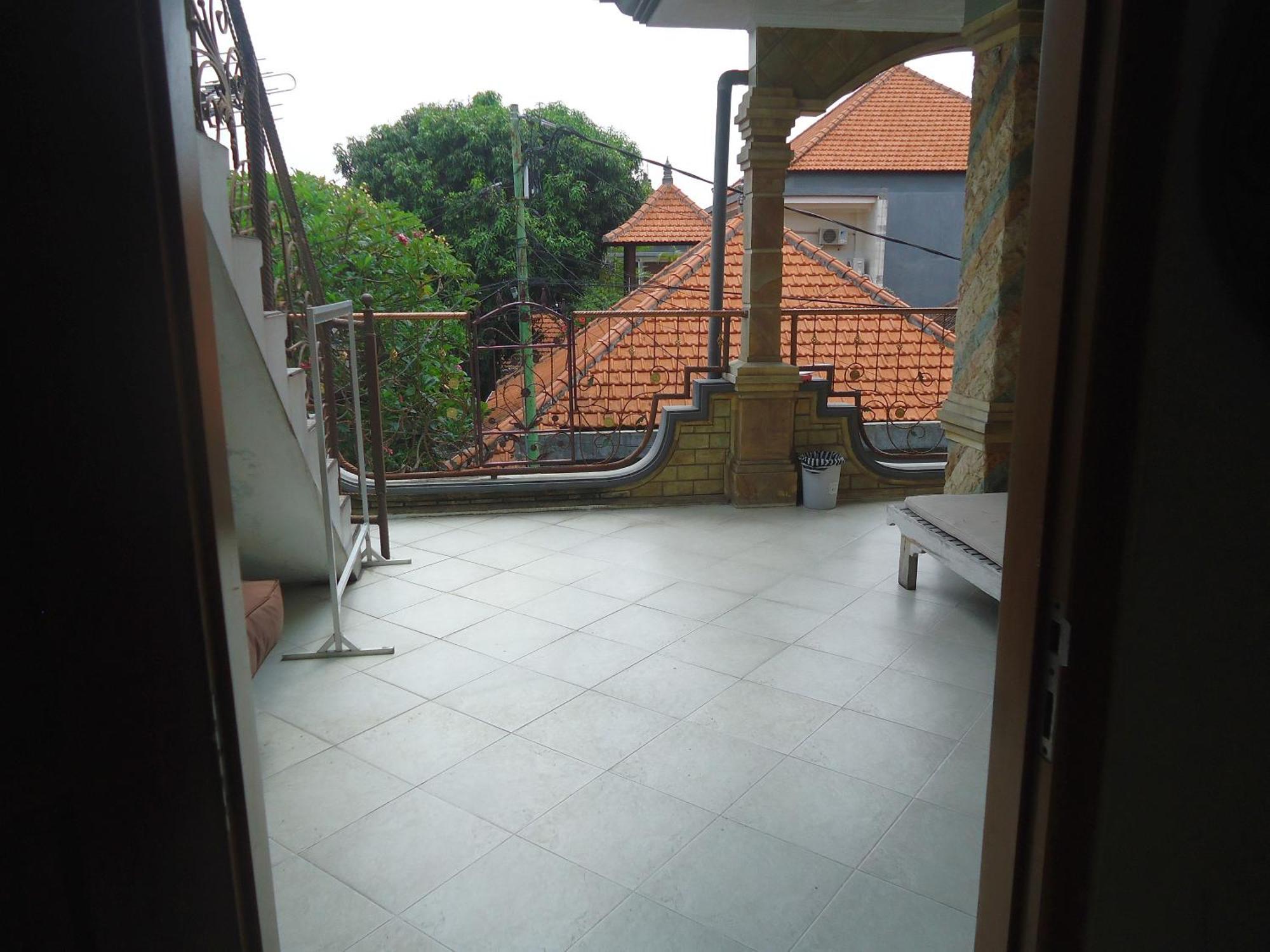 Kerobokan The Reinhold Guesthouse Bali מראה חיצוני תמונה