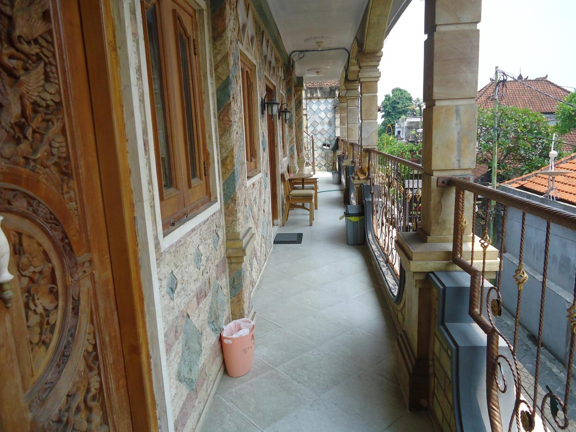 Kerobokan The Reinhold Guesthouse Bali מראה חיצוני תמונה